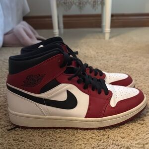 Nike Air Jordan 1 Retro High OG - Red, Black, and White